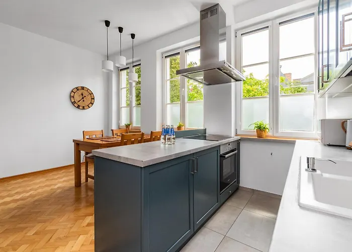 Szeroka Old Town By Grand Гданьск